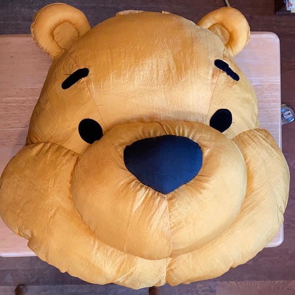 Pooh Pillow - Picture 2 of 6